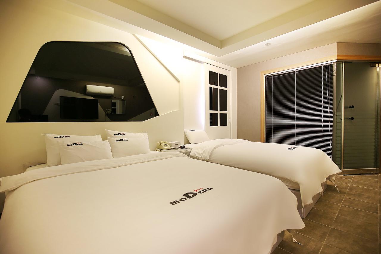 Modern Hotel Теджон Екстер'єр фото